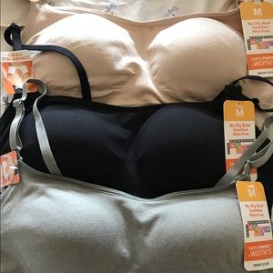 Lot of 3 NWT Simply Perfect by Warner’s no dig bra